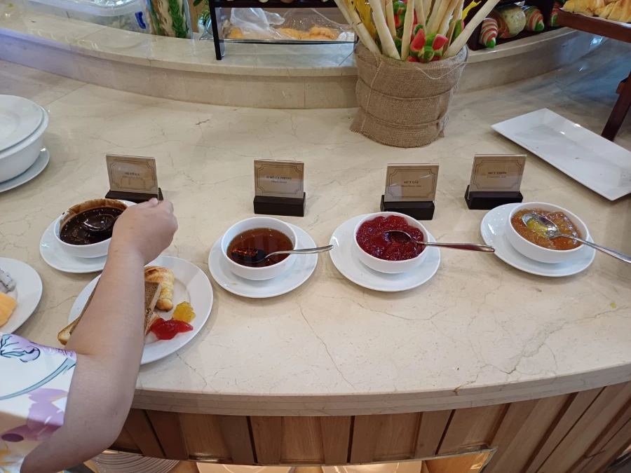 베트남 푸꾸옥 북부 숙소 추천, 빈홀리데이 피에스타 푸꾸옥 후기- 조식