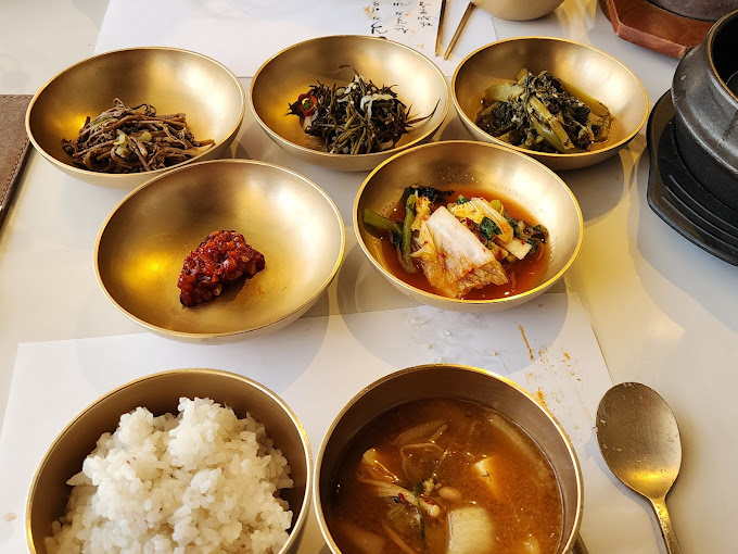 수지 신봉동 한정식집 '연지'