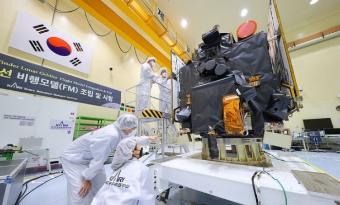 한국 첫 달 탐사선 다누리의 발사 준비 끝 세계 7번째 달탐사국 등극 기대