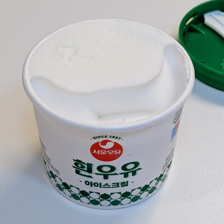 새하얀 서울우유 흰우유 아이스크림 내용물