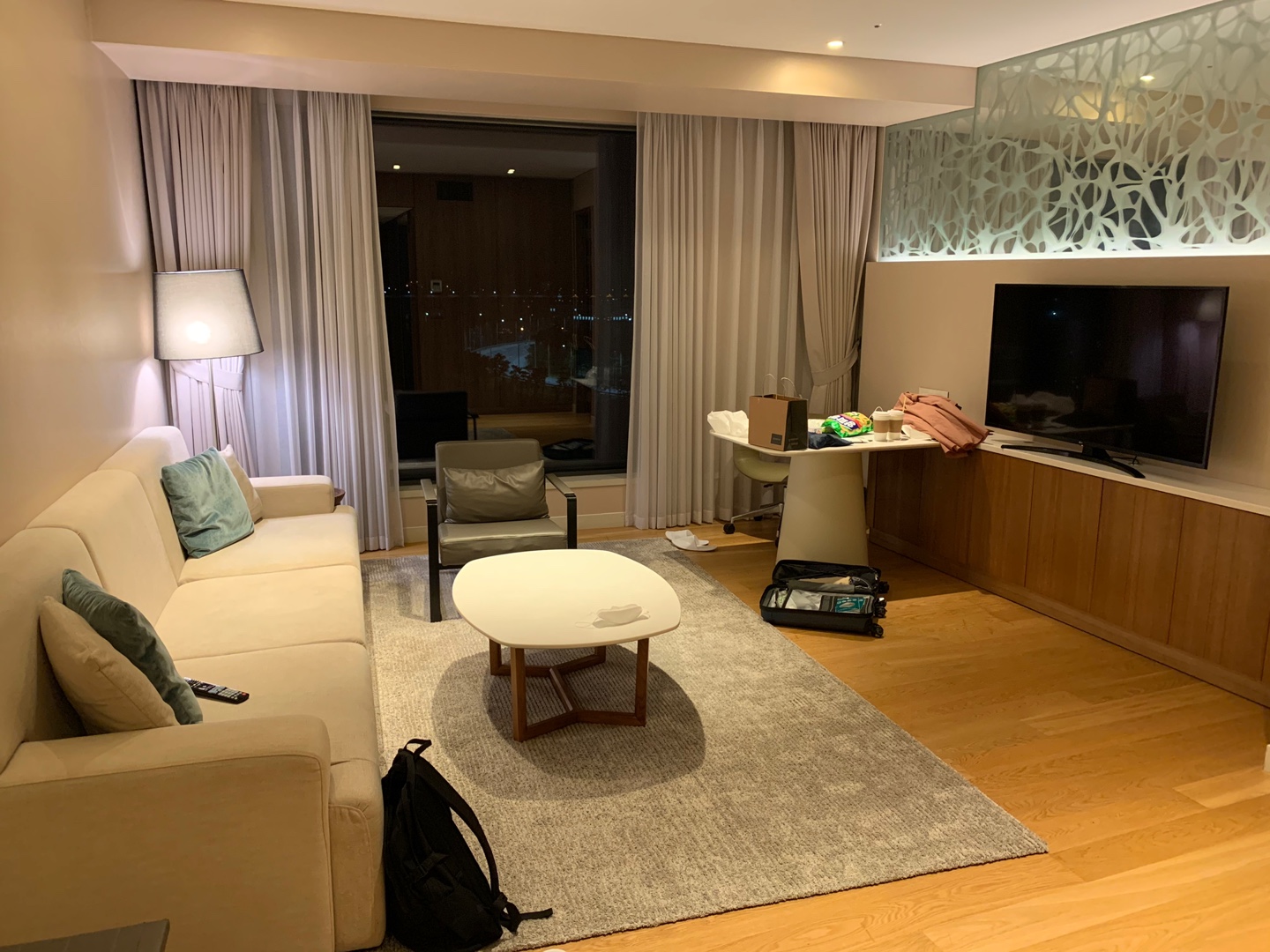 인천 하얏트 스위트룸 거실