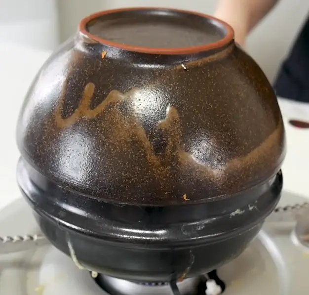 뚝배기 그릇으로 닫기