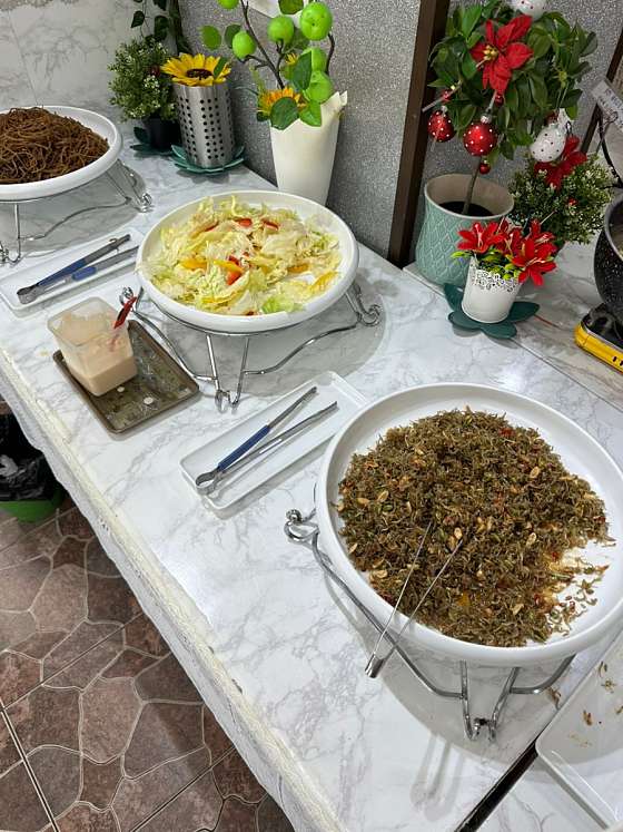 국내산돼지불고기 한식뷔페