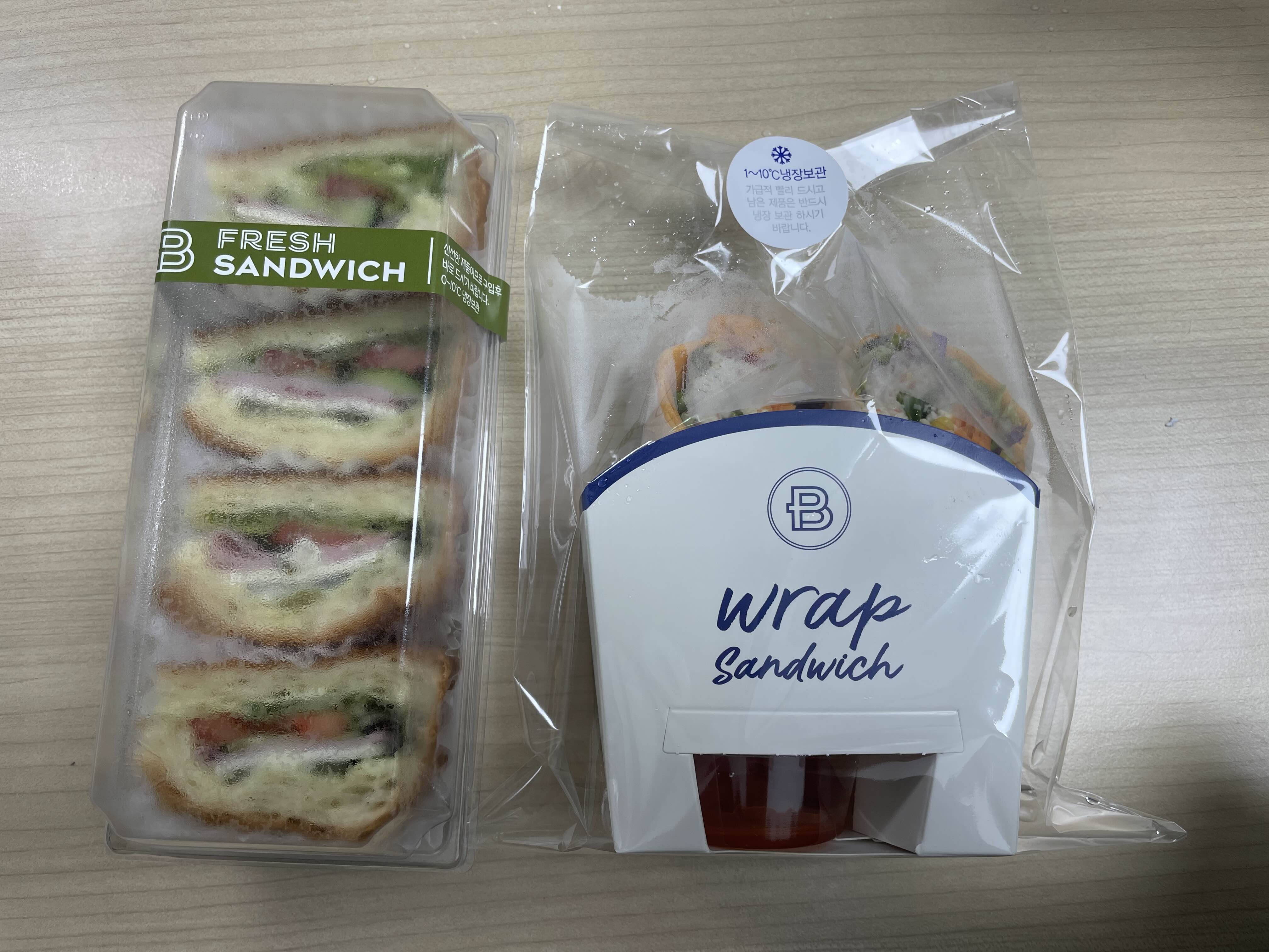  파리바게뜨 건강한크랩샐러드랩 & 런치 샌드위치