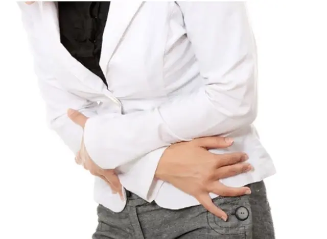  평생 살면서 10명 중 1명은 걸린다는 충수염 환자의 95%는 복부 통증
