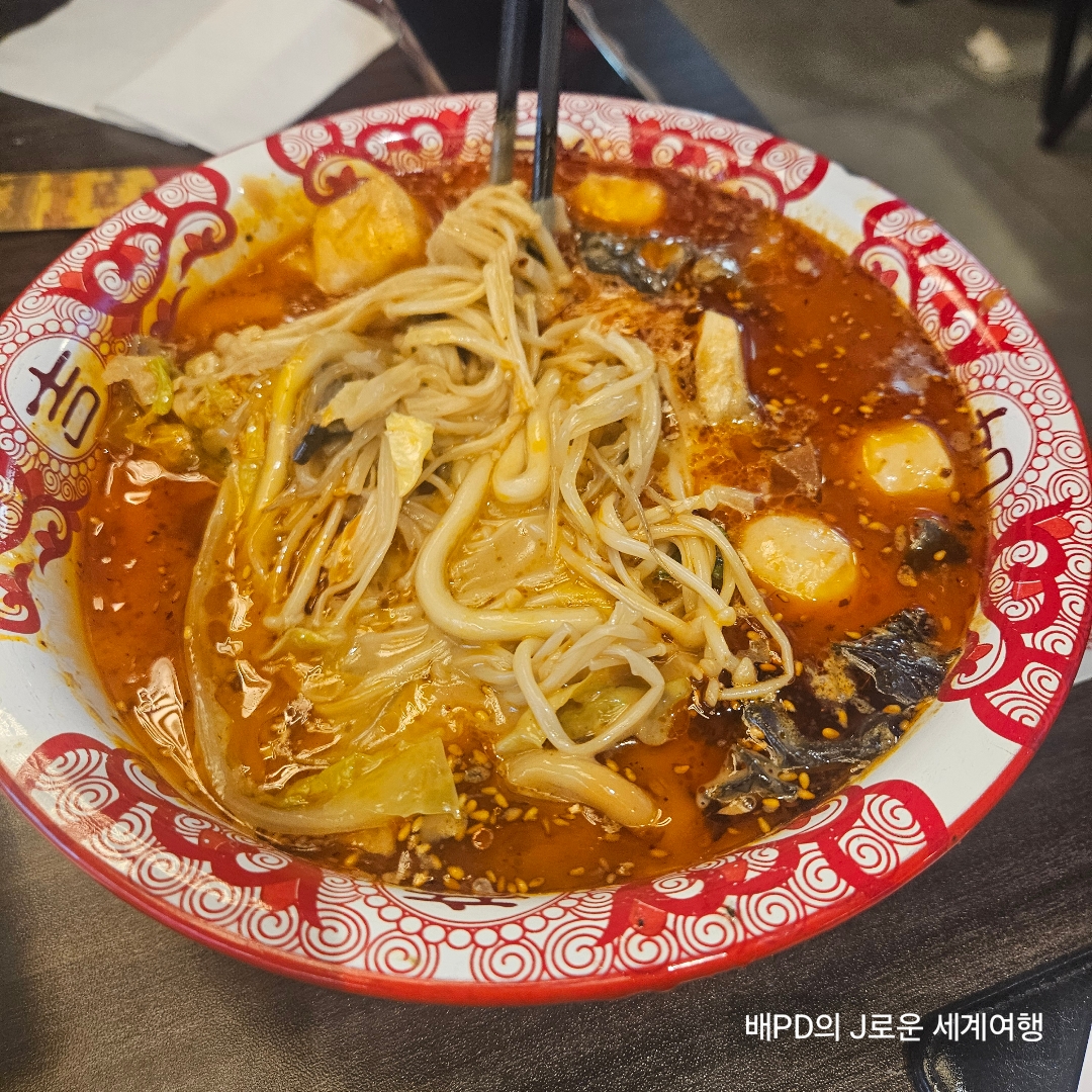 와이탄 동방명주 야경 전망대 미니소랜드 난징동루 숨은 맛집