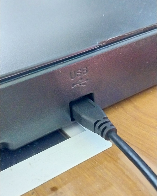 엡손 퍼펙션 V39 USB 삽입