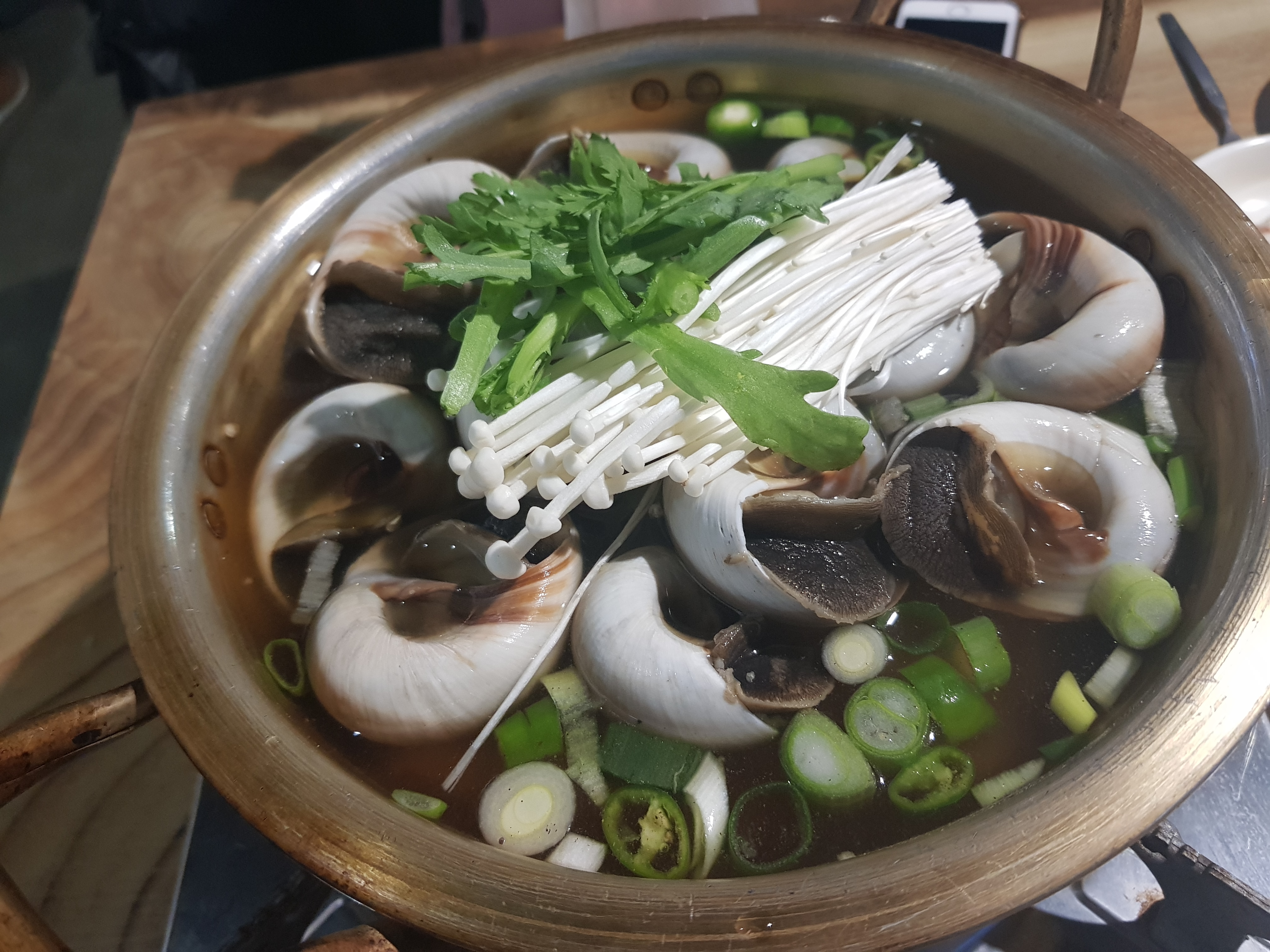  [원주 맛집 단계동] 시원한 골뱅이탕에 소주 한잔 하실래예? 모듬전과 국물이 일품인 배꼽골뱅이 zip