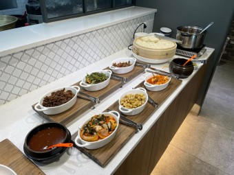 7000원 한식뷔페 제육볶음 치킨