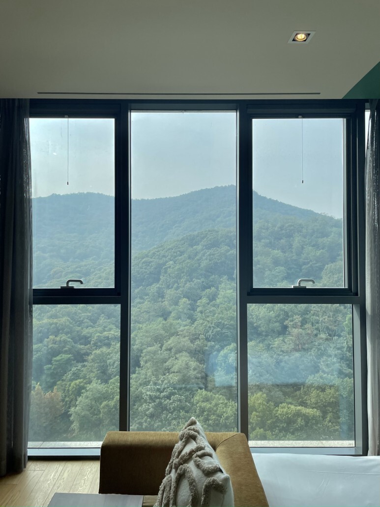 라까사호텔 광명 창문