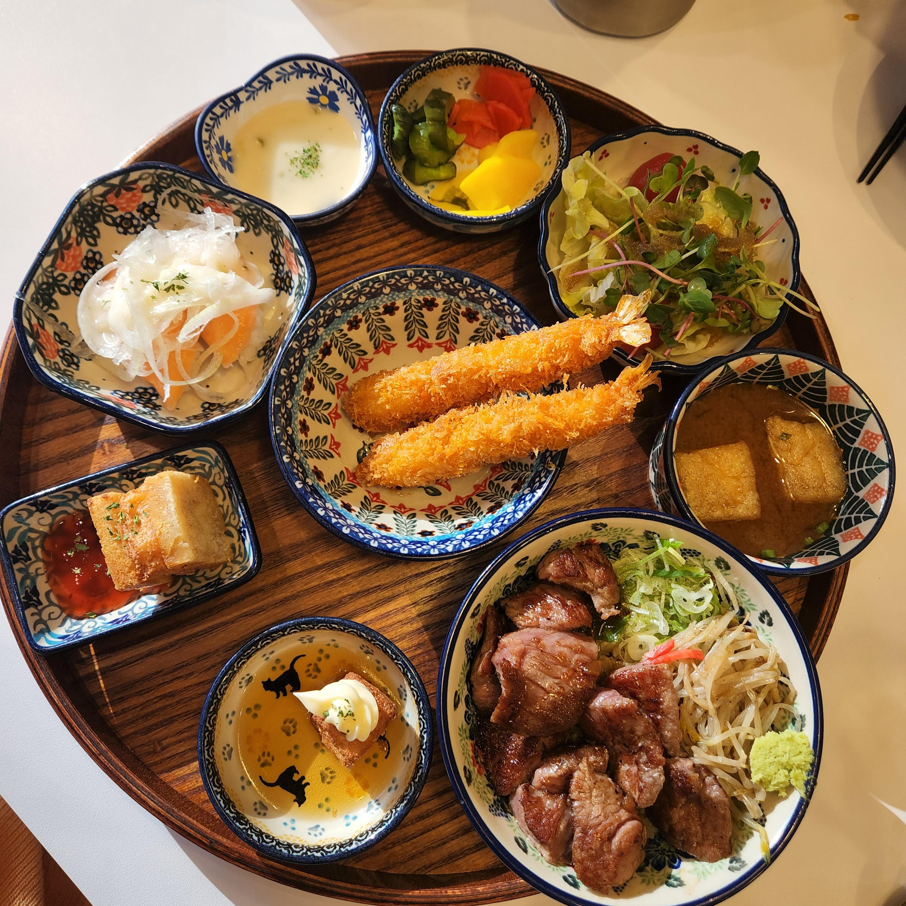 미도인 구첩반상