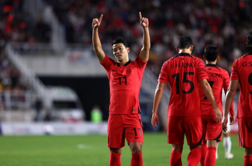 황희찬 선수 골 세레머니 / 한국 2-0