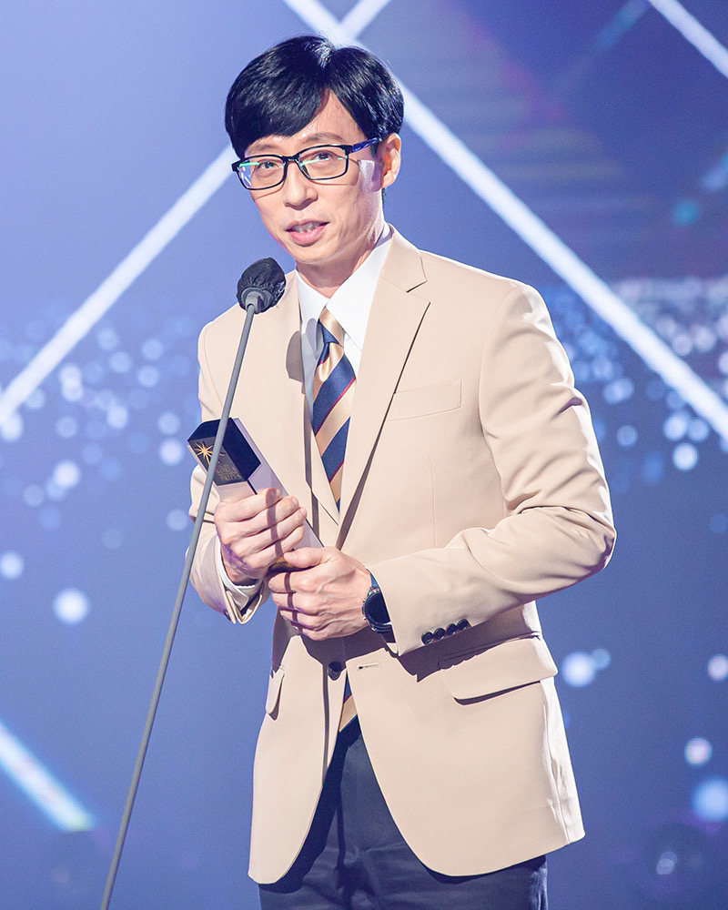  유재석 코로나 완치 촬영 복귀 근황 MBC 연예대상 수상 축하