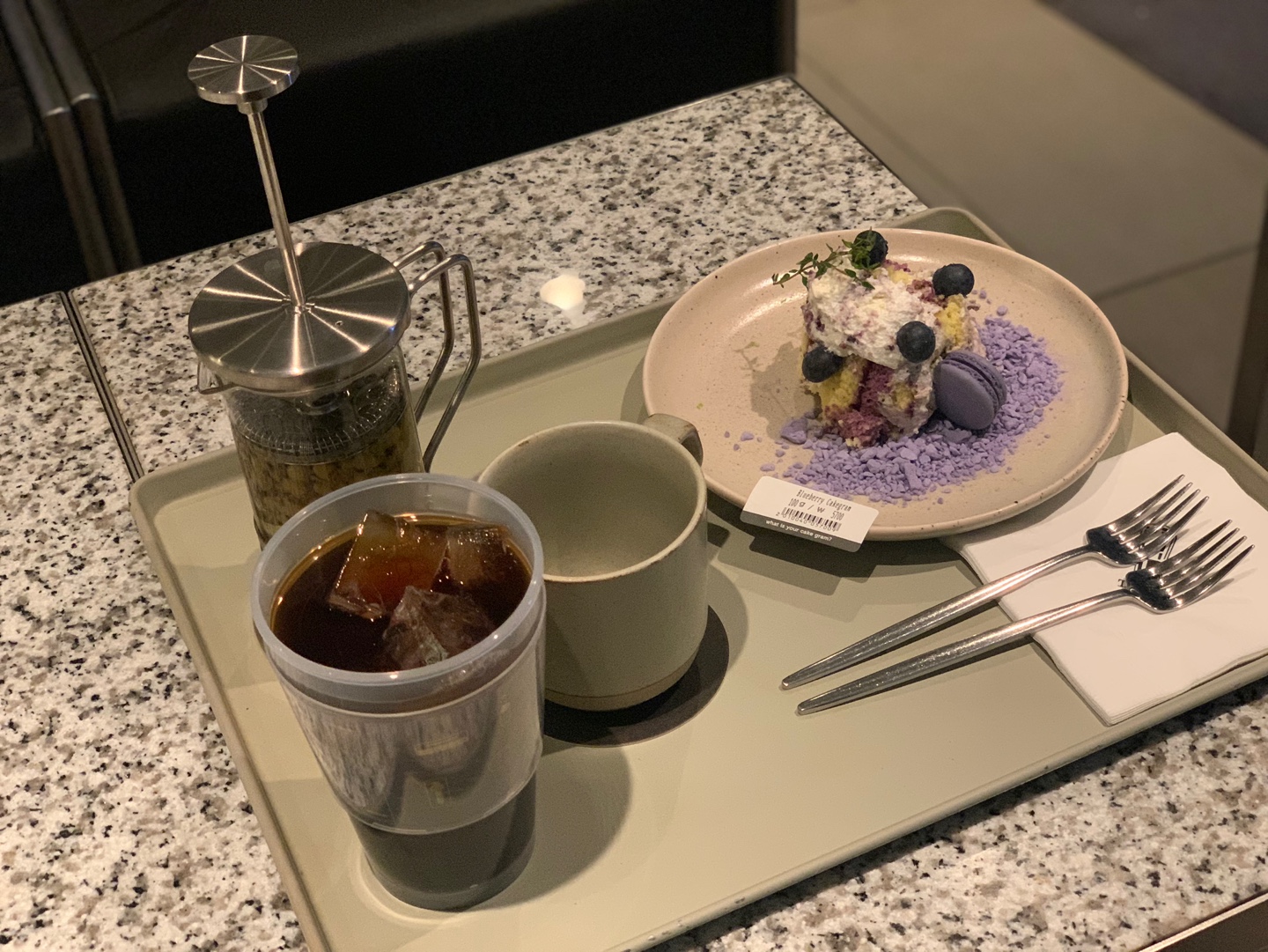  [강남역] 트리오드, 그람 케이크가 맛있는 파는 식스센스 출연 카페