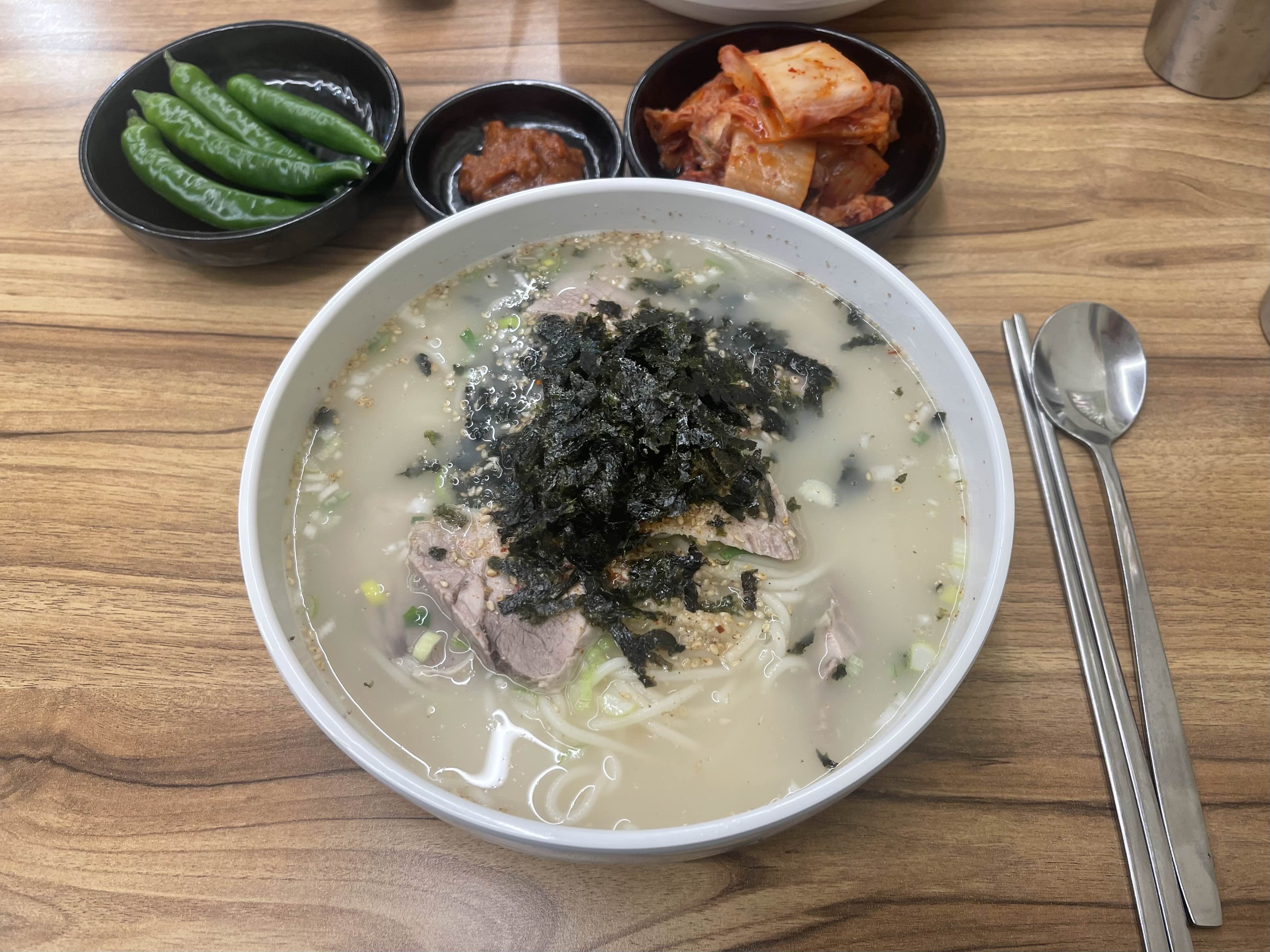 오막집 이미지