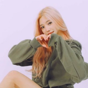  채승하 프로필(걸그룹 출신 성인배우 / 나이 / 출연료 / 출연작 등)