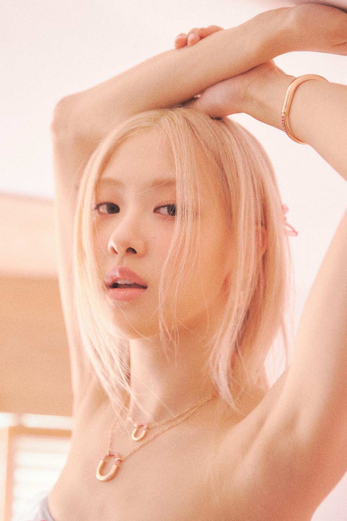  블랙핑크 로제 티파니코 화보 사진 - 2