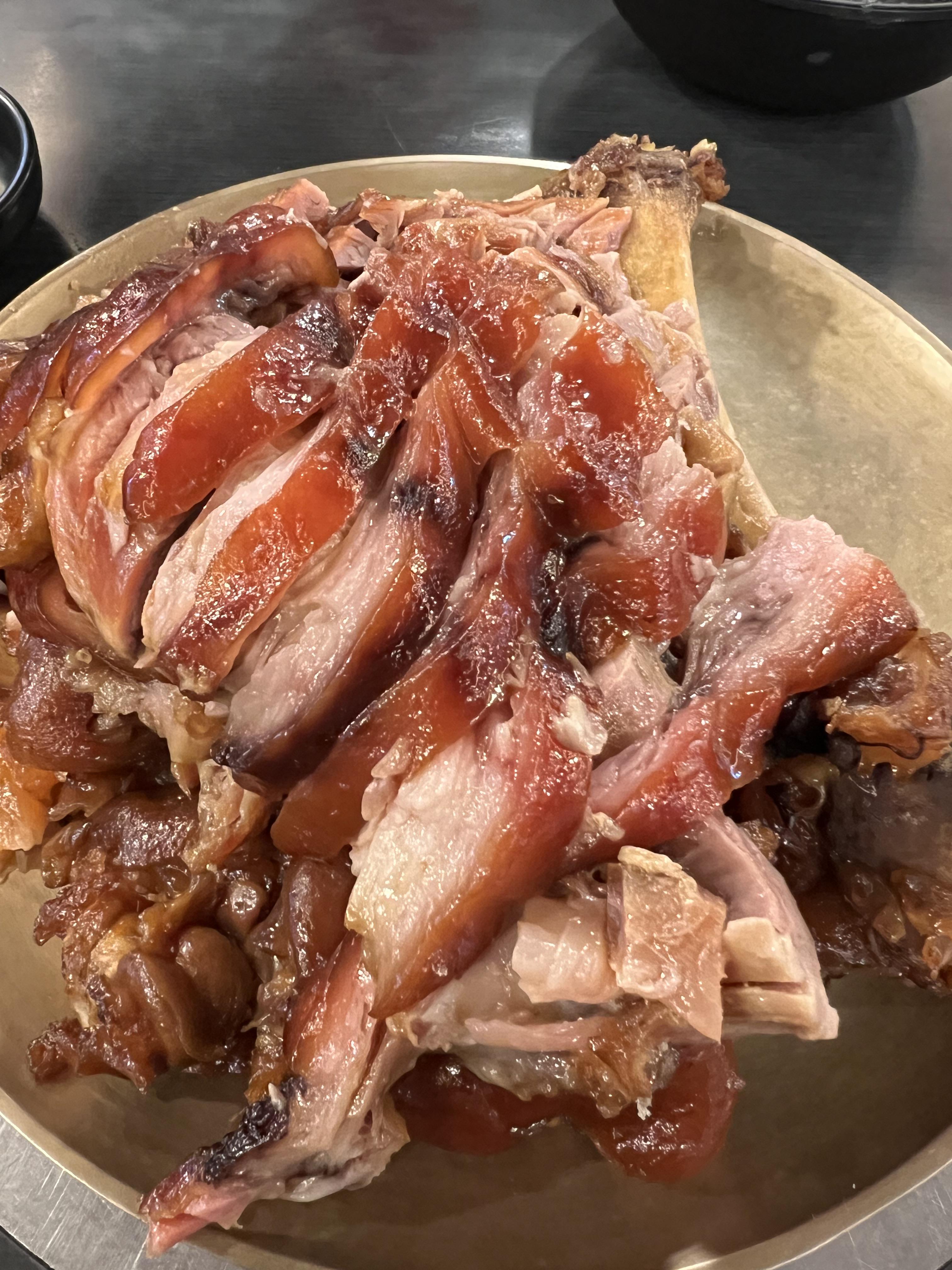  시청역 서울3대 오향족발 맛집 '만.족'