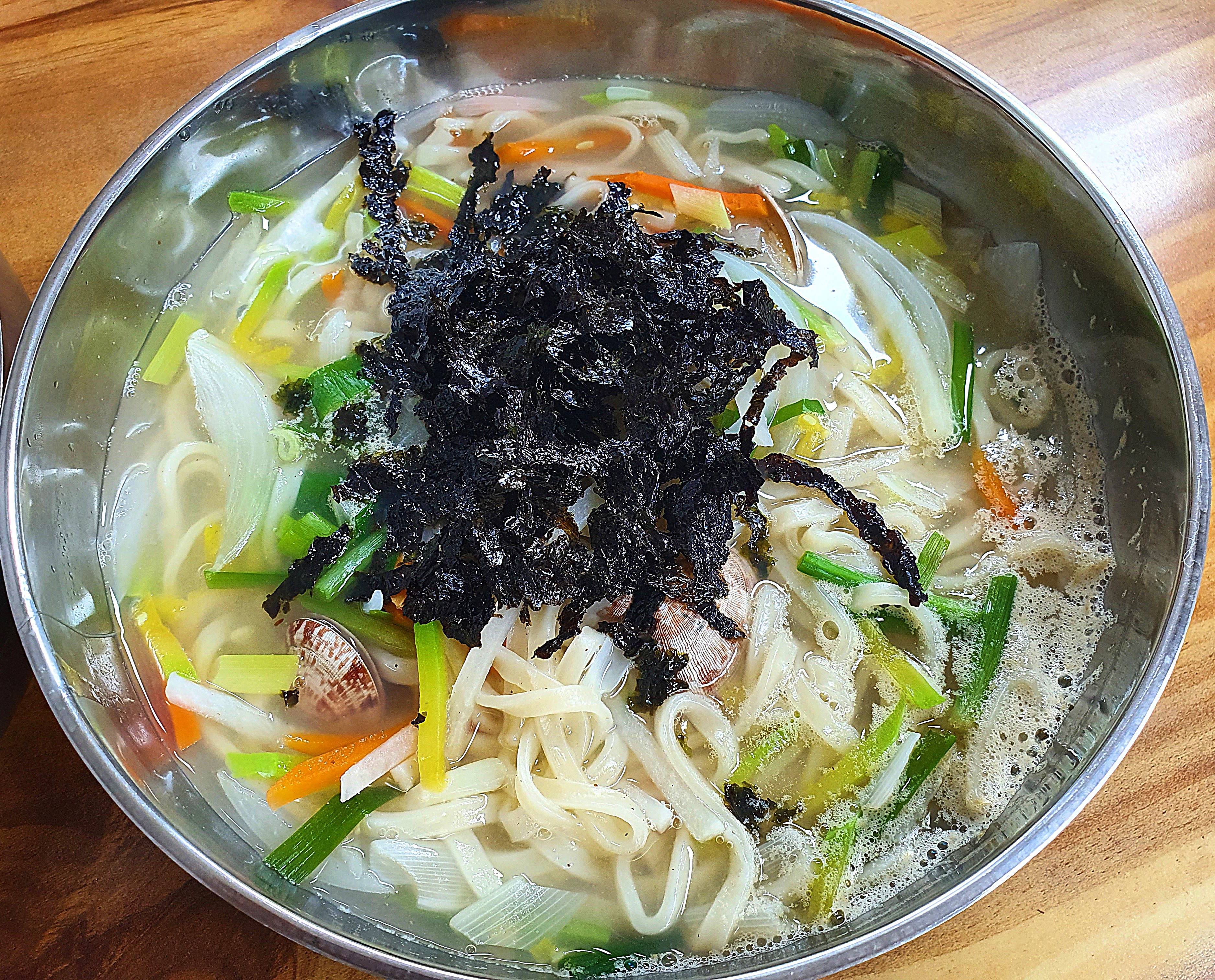 성연손칼국수 이미지