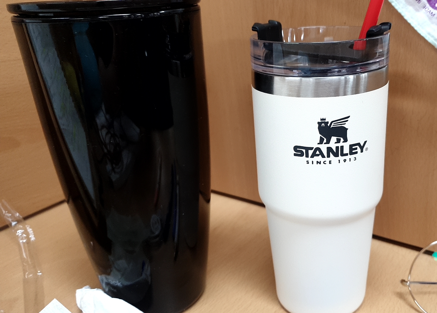  [텀블러 추천] 스탠리STANLEY  텀블러. 12시간 후에도 얼음이 남아있다.