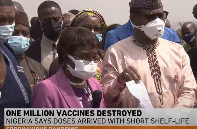 [백신 쓰레기 대란] 너무나 비인간적인 서방 국가들 VIDEO: GT investigates: What’s the use of West-donated COVID-19 vaccines to Africa when millions of doses expire?