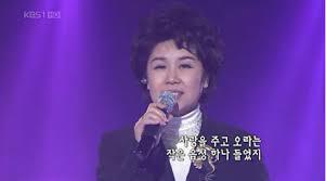  가수 심수봉 코로나 감염 및 과거 10.26 박정희 사건