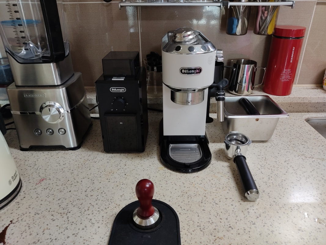 드롱기 커피그라인더 Kg79 (커피 분쇄기)