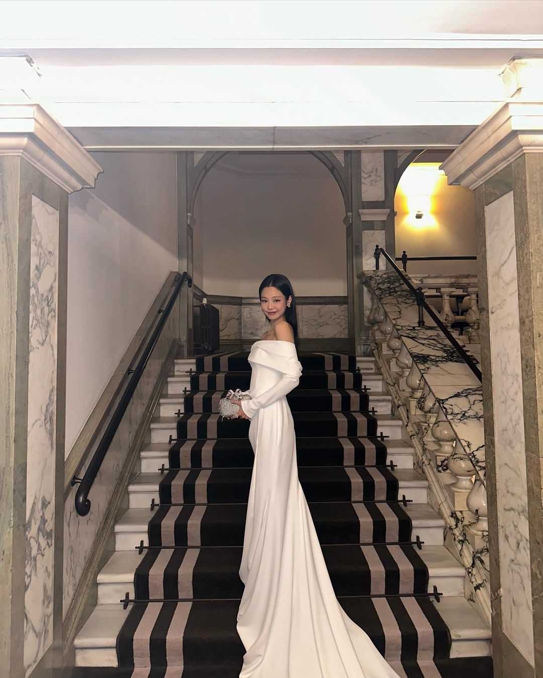 와 제니 여신