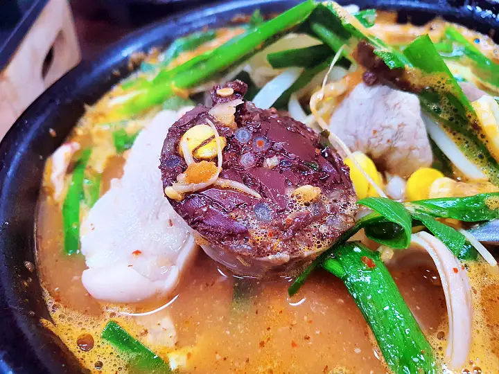 순대국밥 52년 노포 피순대 전골 순대국 수육 순창 맛집