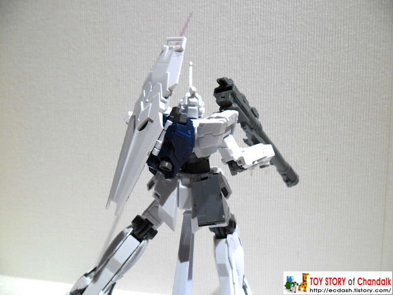 [반다이] BANDAI – HGUC / RX-0 UNICORN GUNDAM [UNICORN MODE] FULL PSYCHO-FRAME PROTOTYPE MOBILE SUIT / 유니콘 건담 [유니콘 모드]