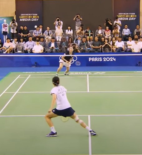 BADMINTON