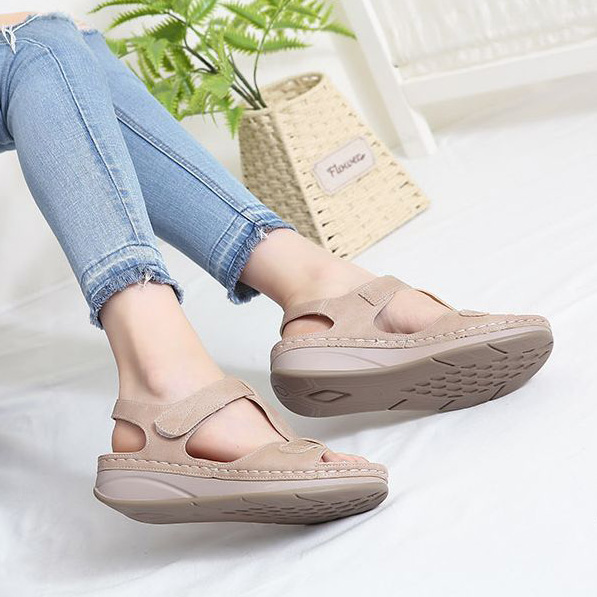  쿠션감이 좋은 티스트랩 찍찍이 4.5cm 웨지 샌들