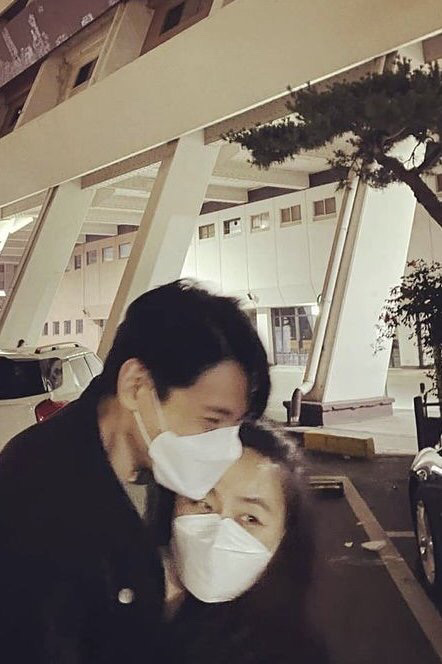  유퀴즈 니키리 유태오 나이 국적 직업 작품 연예사 화제