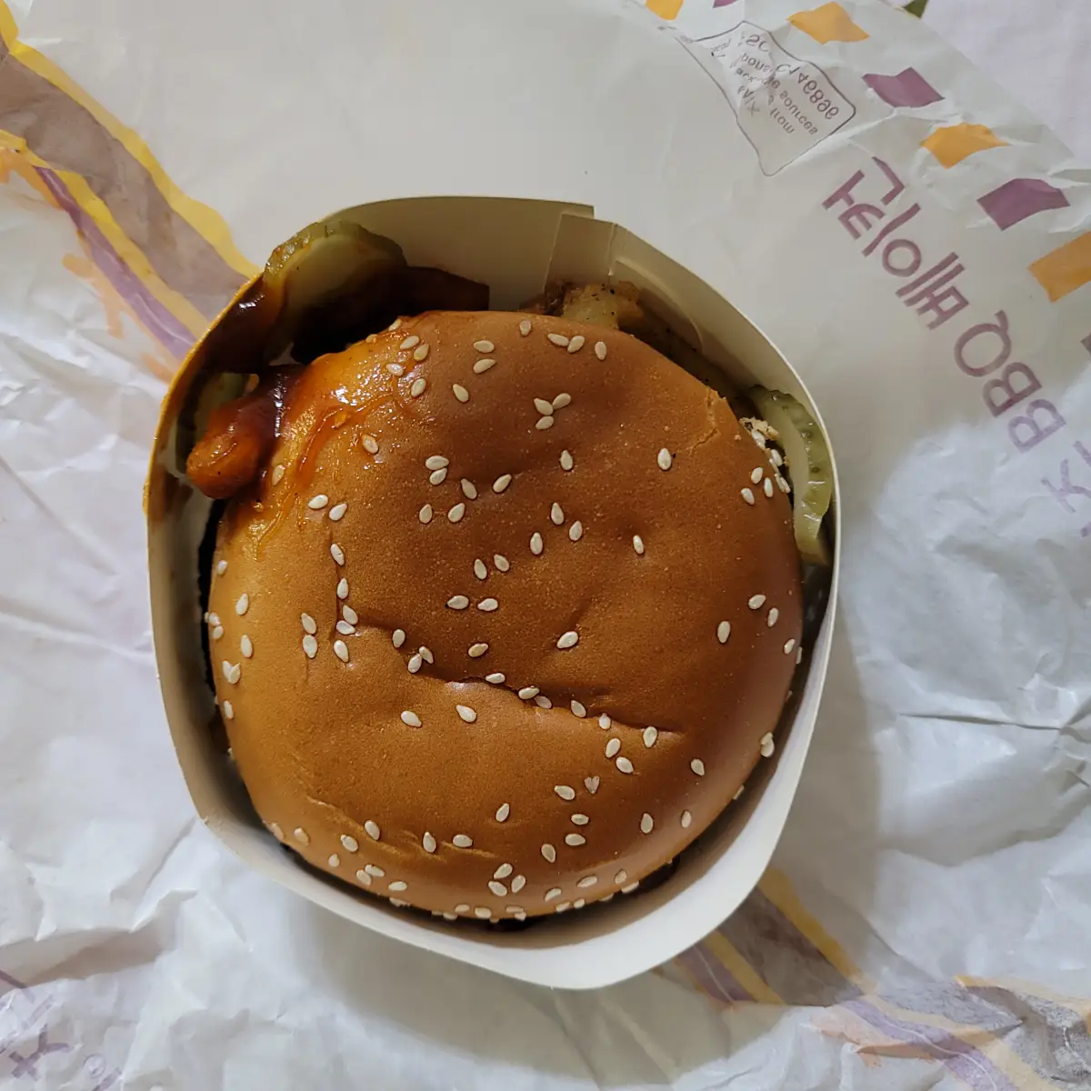 맥도날드-쿼터파운더-치즈-BBQ-베이컨-구성