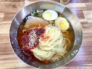 밀면 이미지