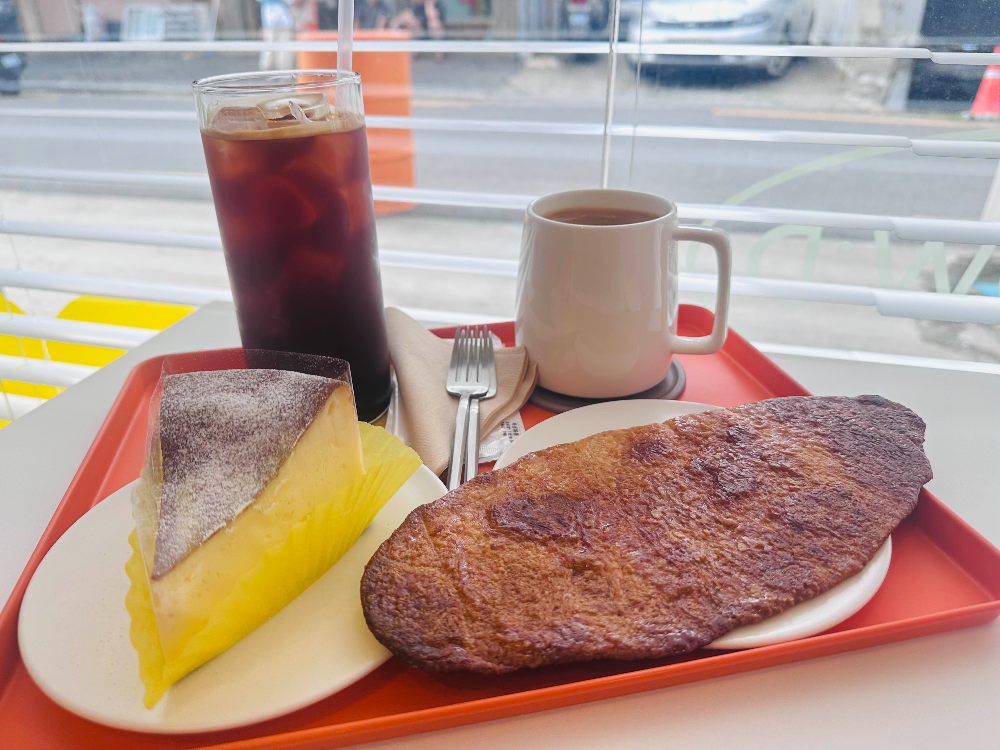 카페 멜로우디 디저트 아메리카노
