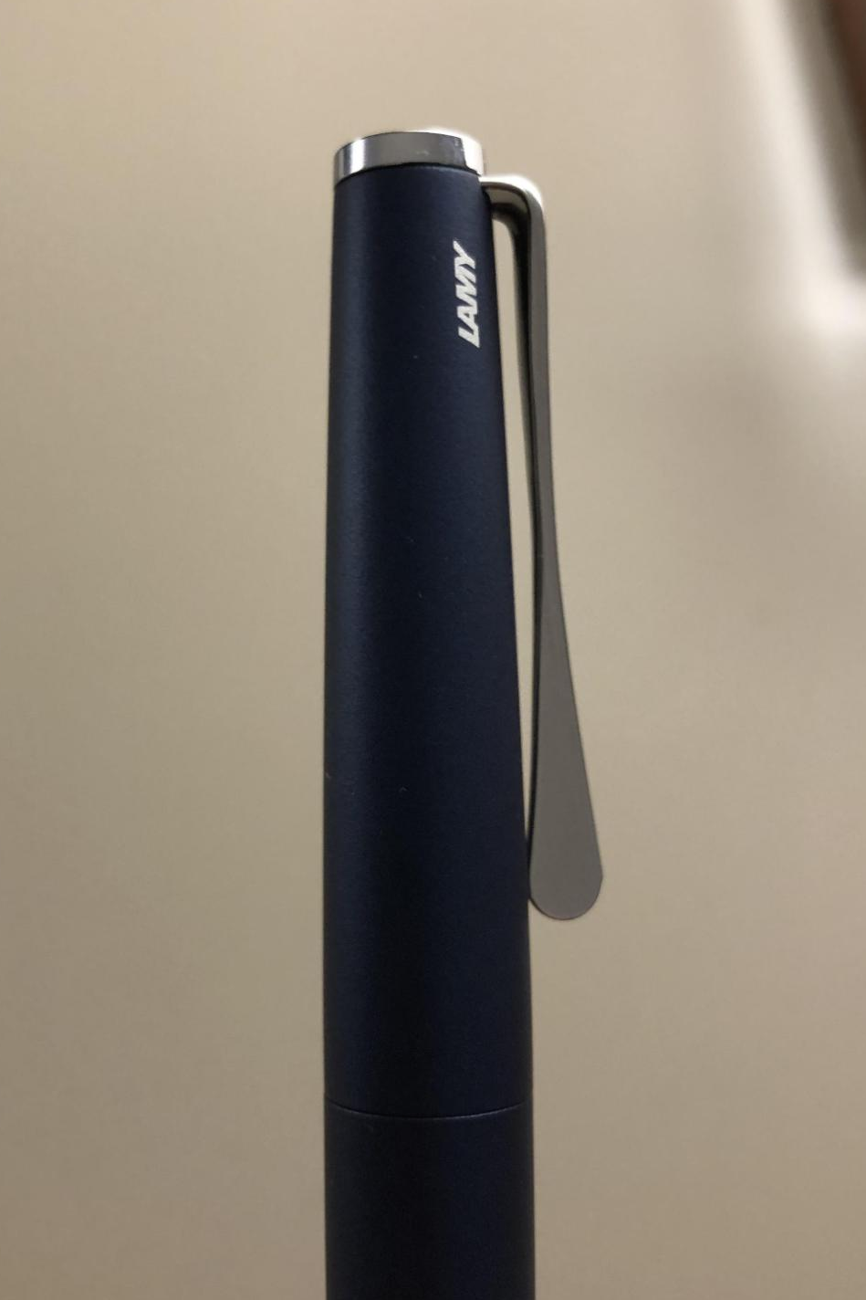 라미 스튜디오 + 14K 금촉 (Lamy Studio + 14K Gold Nib: Review) 라미 스튜디오 + 14K 금촉 (Lamy Studio + 14K Gold Nib: Review)
