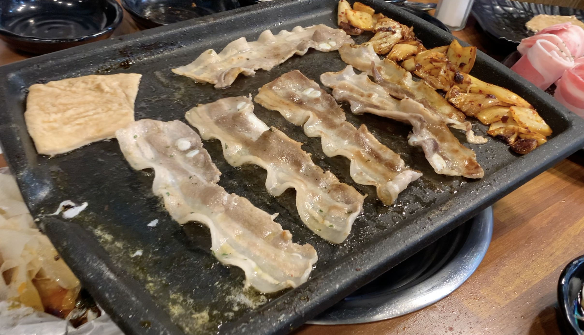 생생뒷고기삼겹 이미지