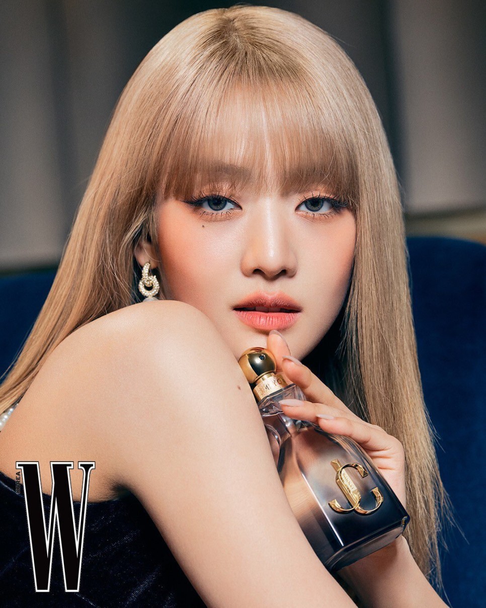  여자아이들 민니 W Korea x JIMMY CHOO 2022 화보 사진