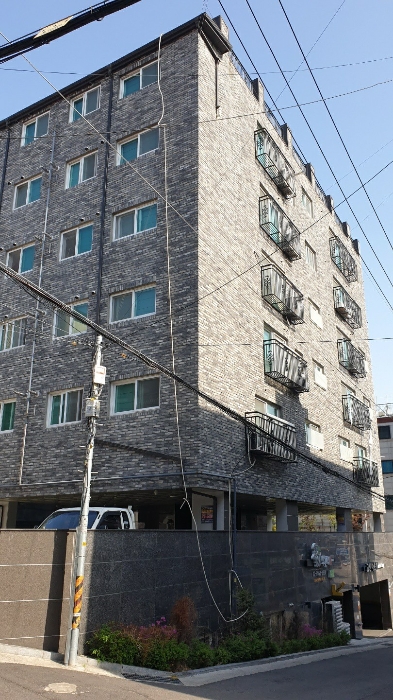 서울남부지방법원2022타경104805 대상물건 소재 건물