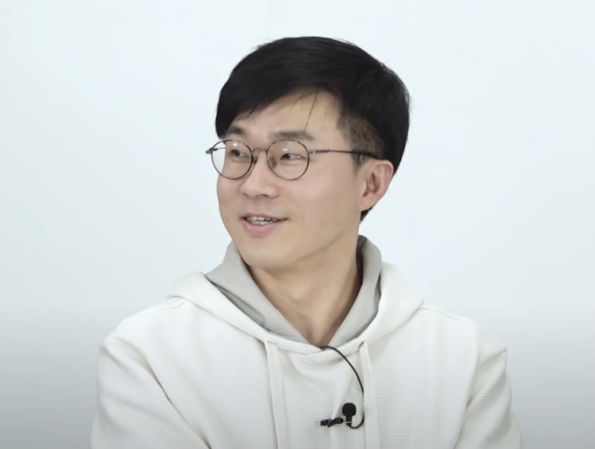  슈카 유튜브 수입 공개 및 아내 화제