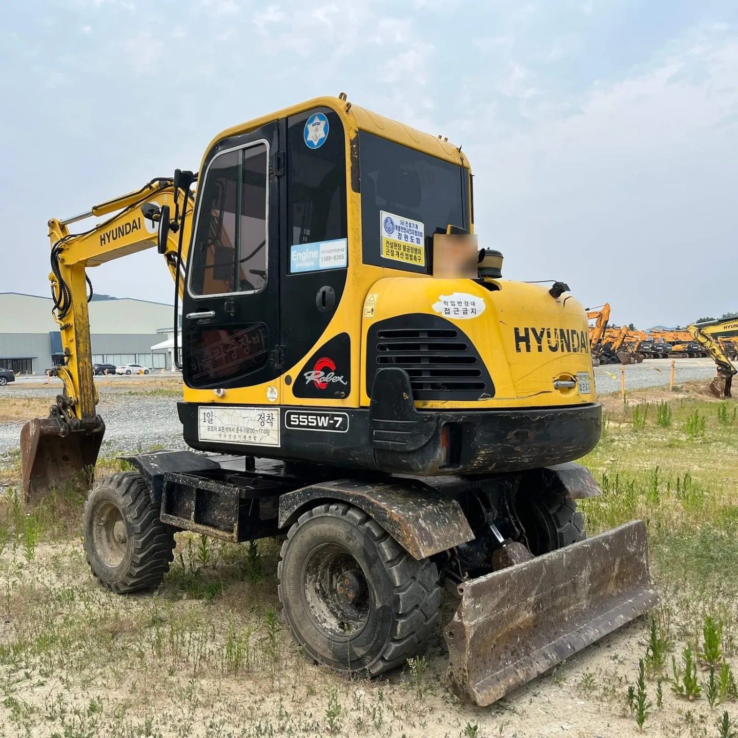  현대 R555W 2006년식 3500만원 판매합니다.