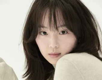 배우 진기주 프로필 나이 키 가족관계 데뷔와 언더커버 하이스쿨 오수아 역 설명_9