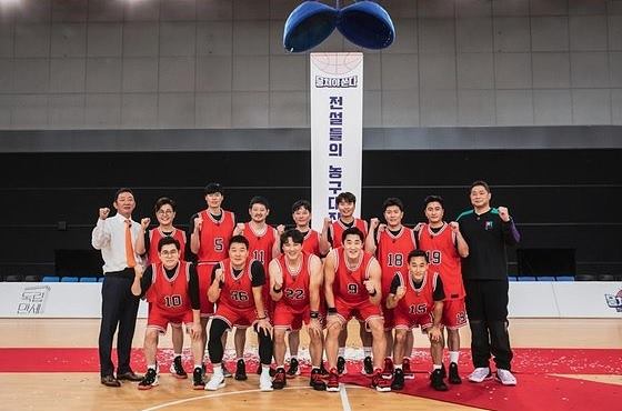  뭉쳐야쏜다 출연진 모아보기