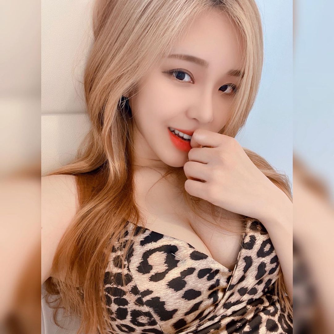  아프리카BJ 시연 인스타그램 셀카 사진