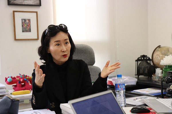  혼자만의 시간을 즐길 수 있어야 한다