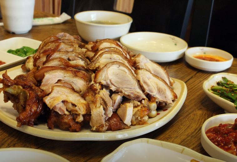 무악재역-맛집-서대문영양족발 본점