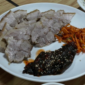 막국수 수육