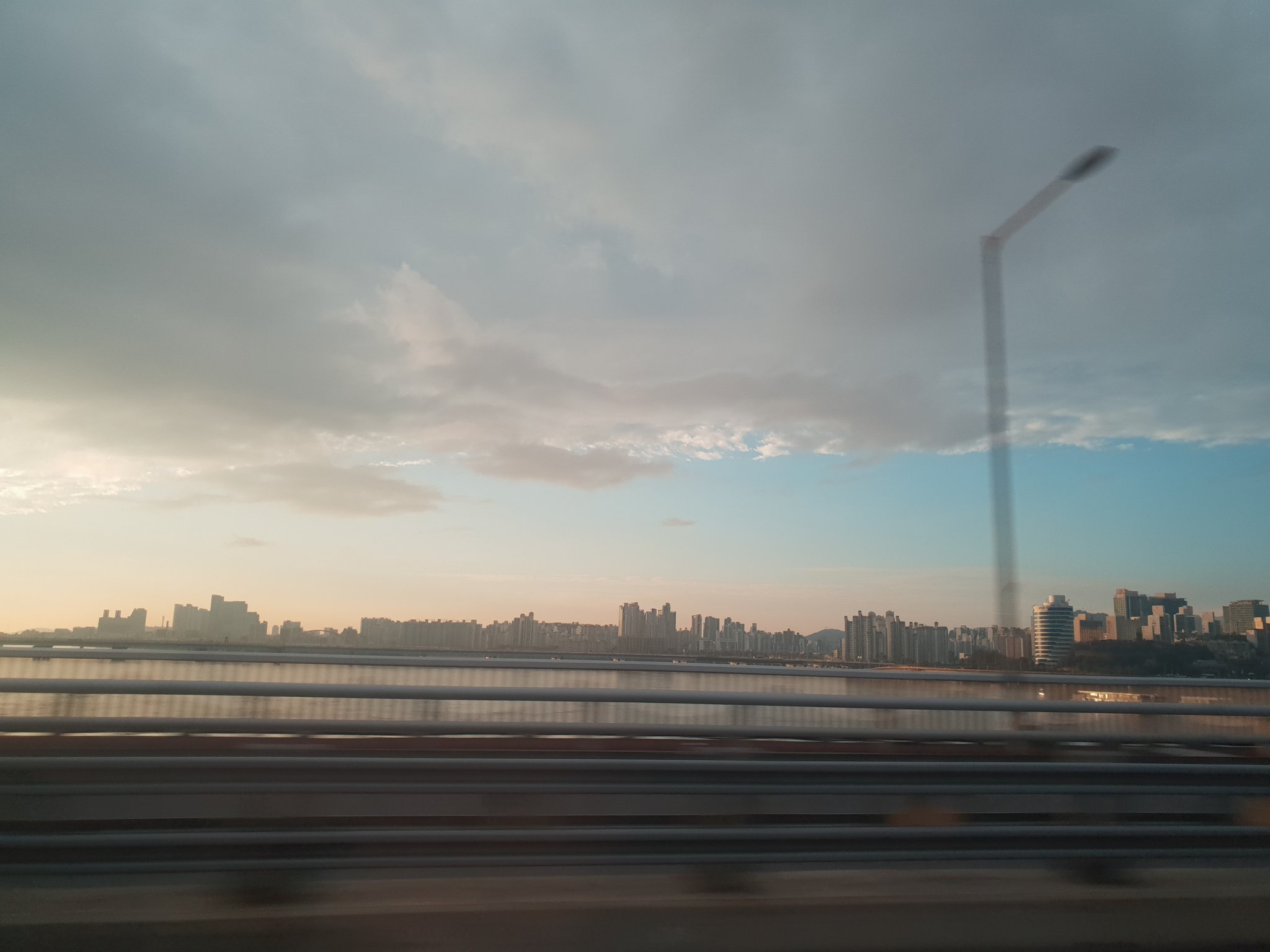 img.jpg