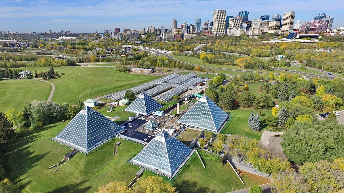 뮤타트 식물원 Muttart Conservatory